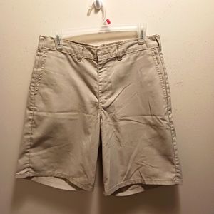 Dickie's Shorts 32
